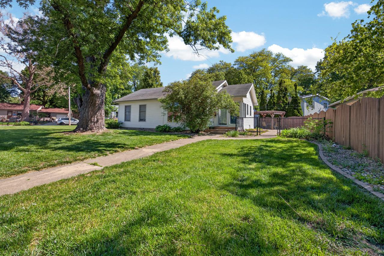 18 Mccormick Blvd., Normal, IL 61761