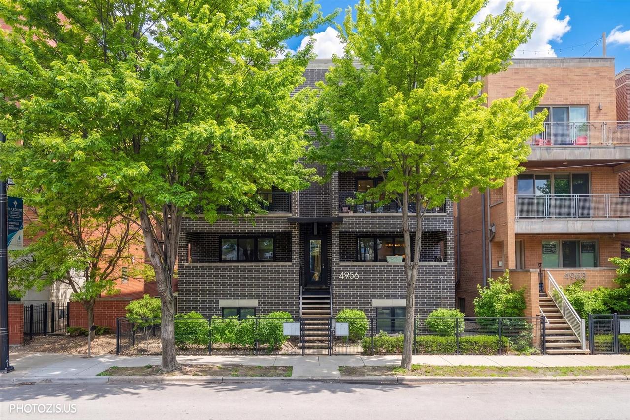 4956 N Western Ave. #3N, Chicago, IL 60625