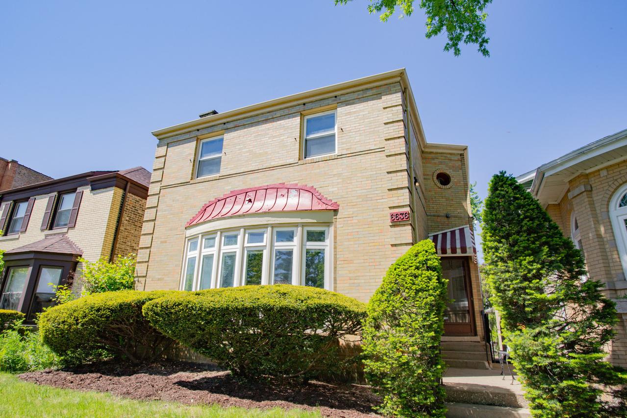 6636 N Talman Ave., Chicago, IL 60645