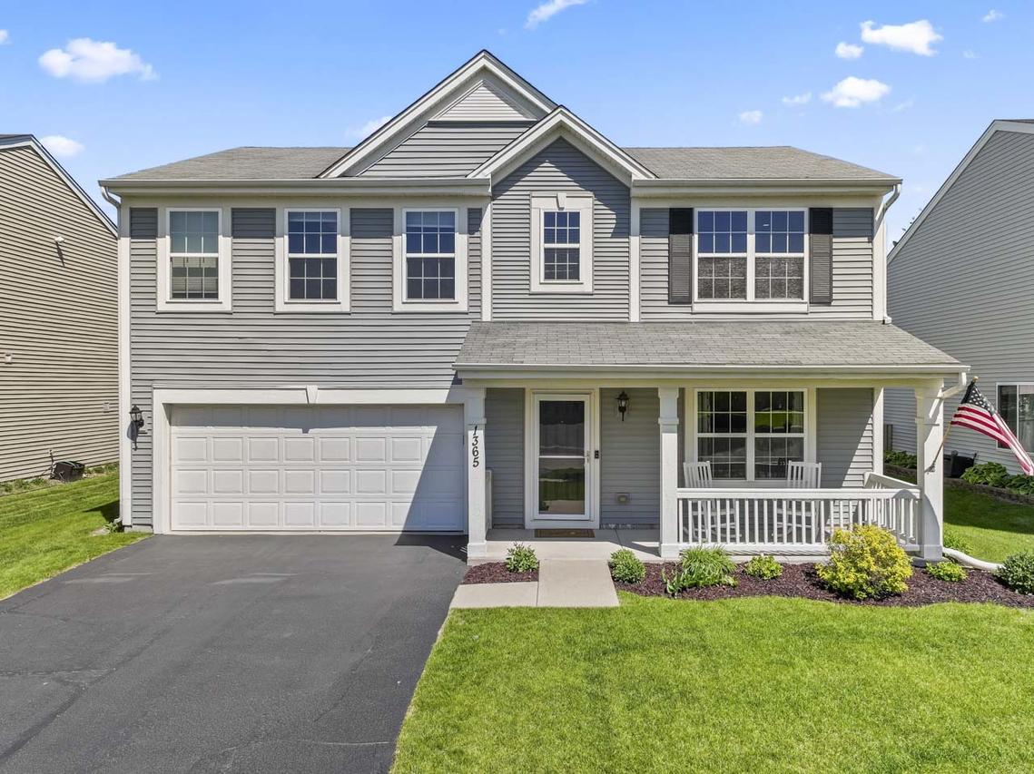 1365 Broadland Dr., Pingree Grove, IL 60140