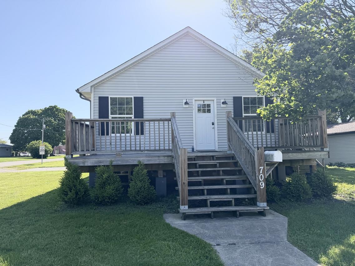 709 N Mill St., Leroy, IL 61752