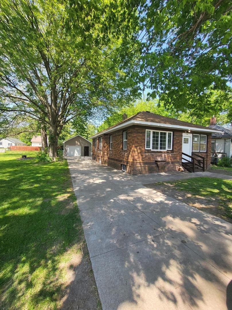 1406 S Bloomington St., Streator, IL 61364