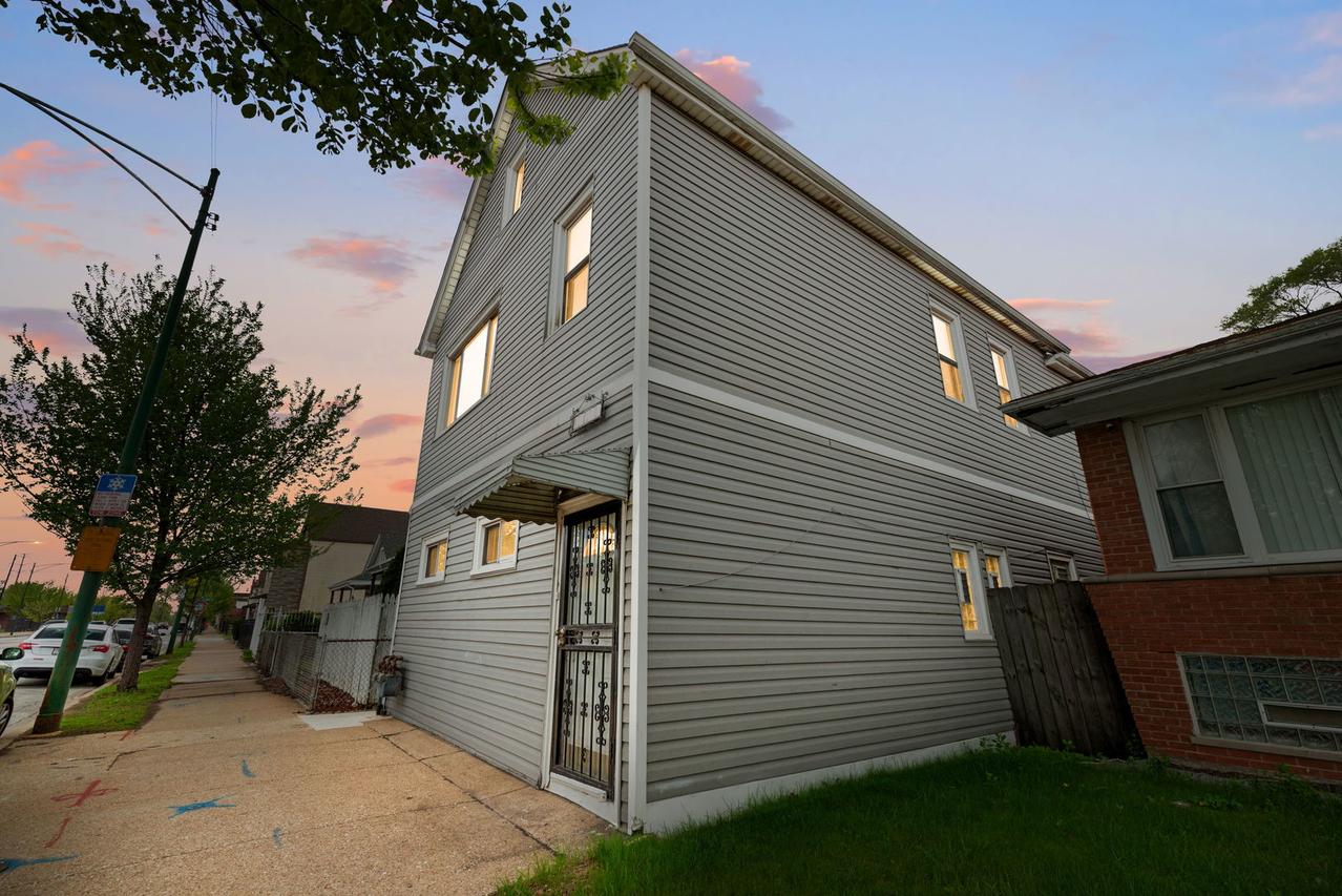 10440 S Torrence Ave., Chicago, IL 60617