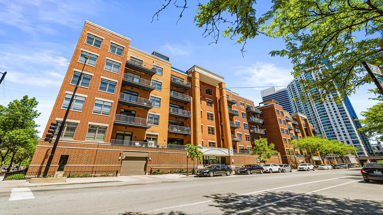 560 W Fulton St. #602, Chicago, IL 60661