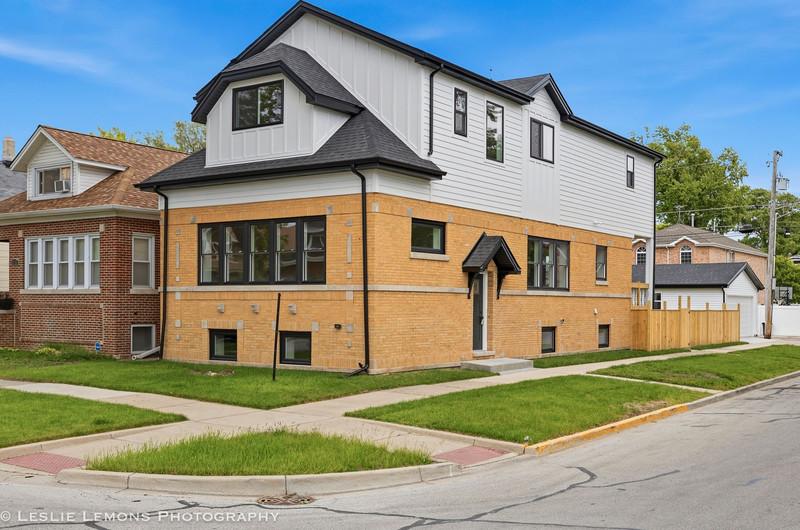 1247 Scoville Ave., Berwyn, IL 60402