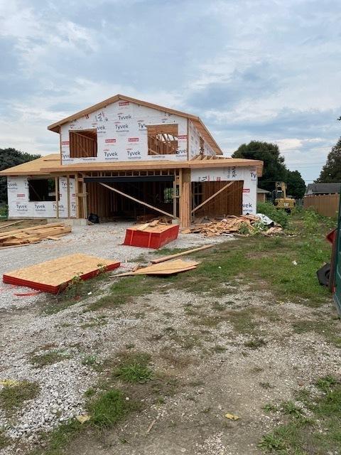214 Columbus Rd., Streator, IL 61364