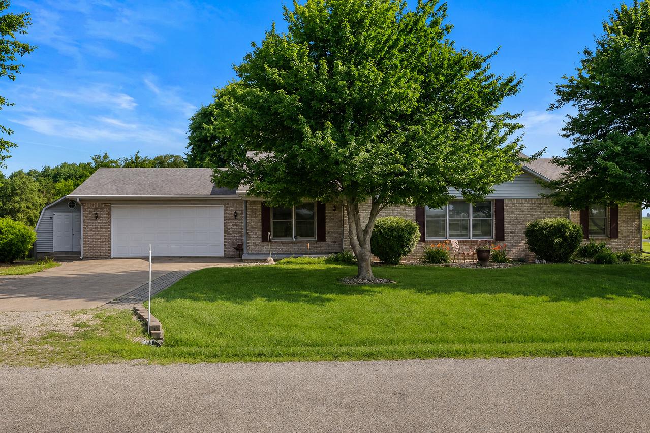 608 E Oaks Rd., Urbana, IL 61802