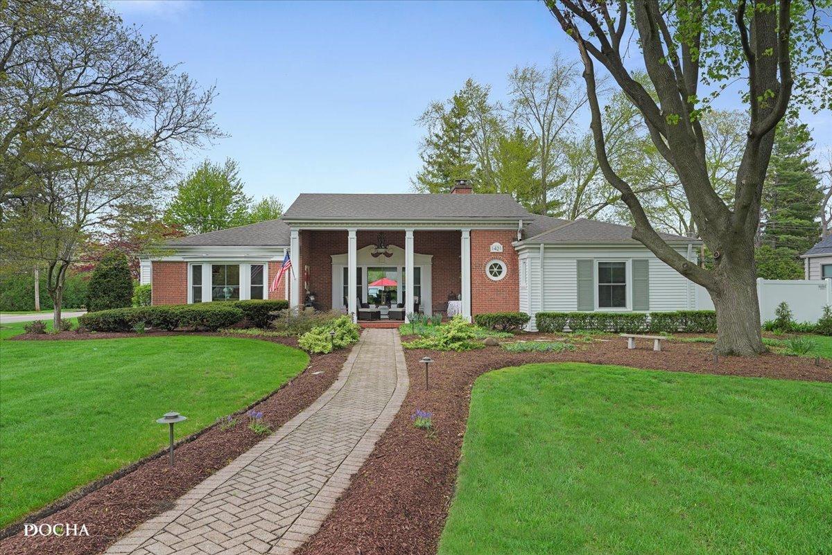 1421 Garfield Ave., Aurora, IL 60506