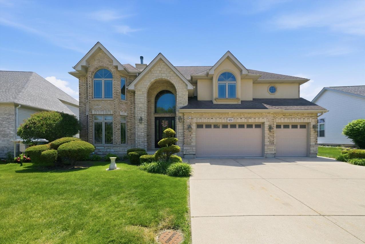 651 Anne Ln., Bolingbrook, IL 60440