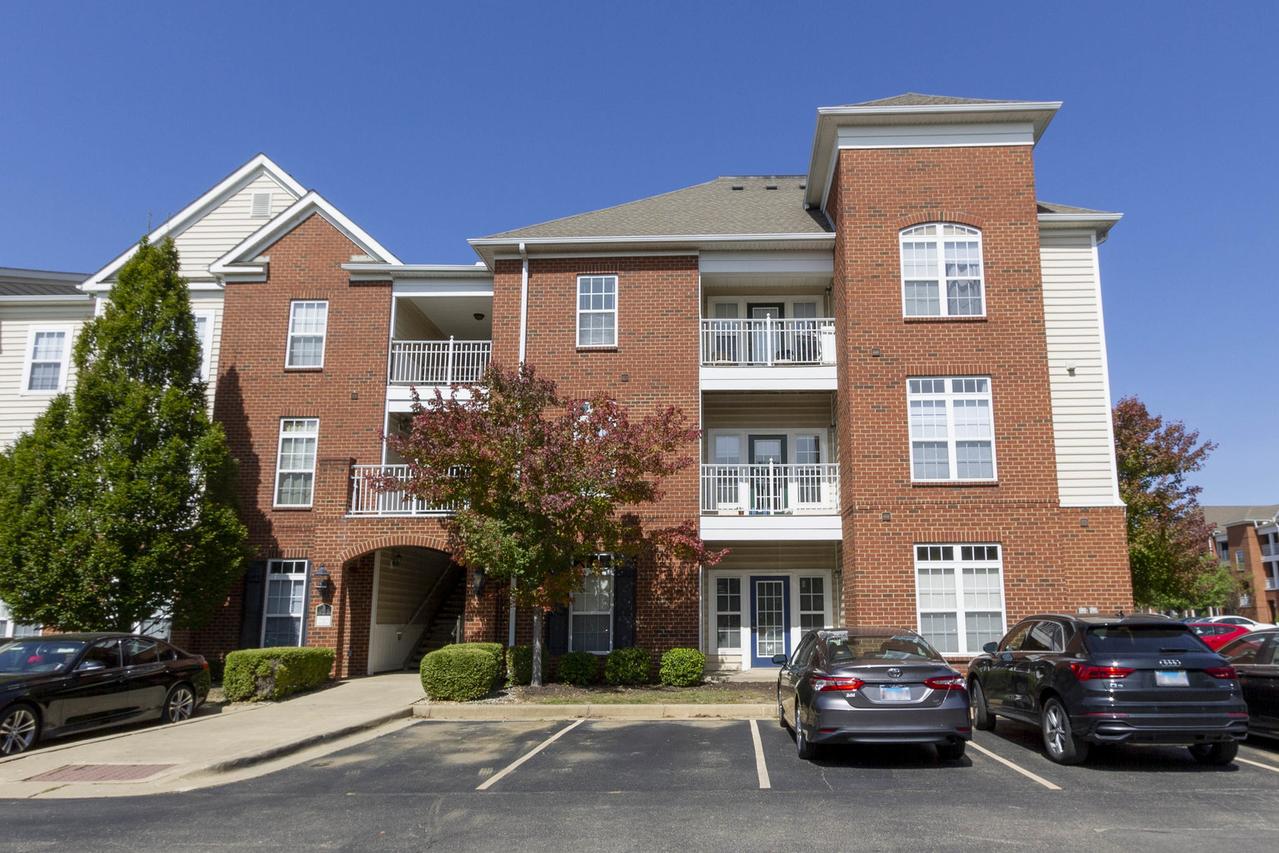 1903 N Lincoln Ave. #227, Urbana, IL 61801