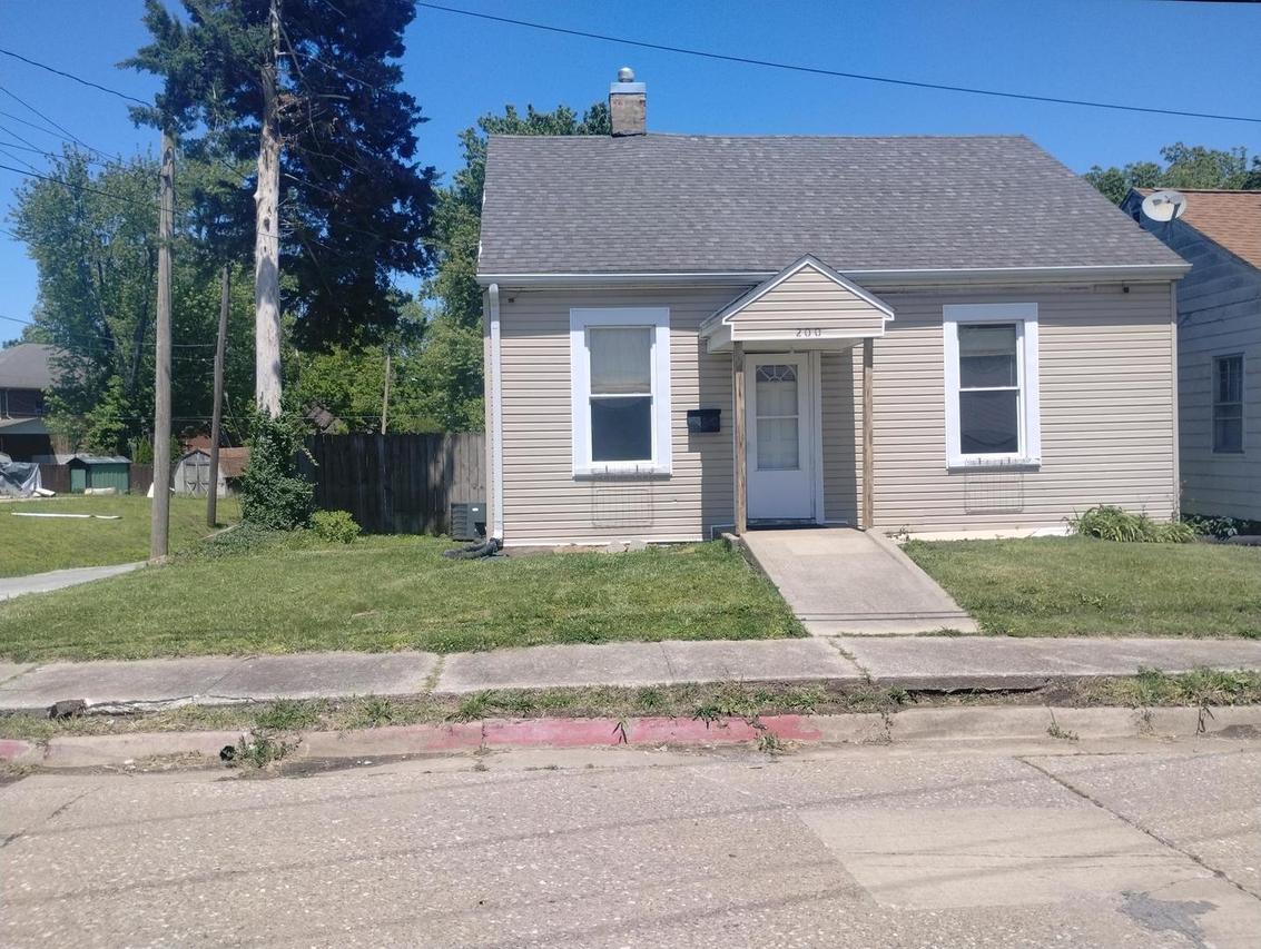 200 E Chestnut St., Anna, IL 62906