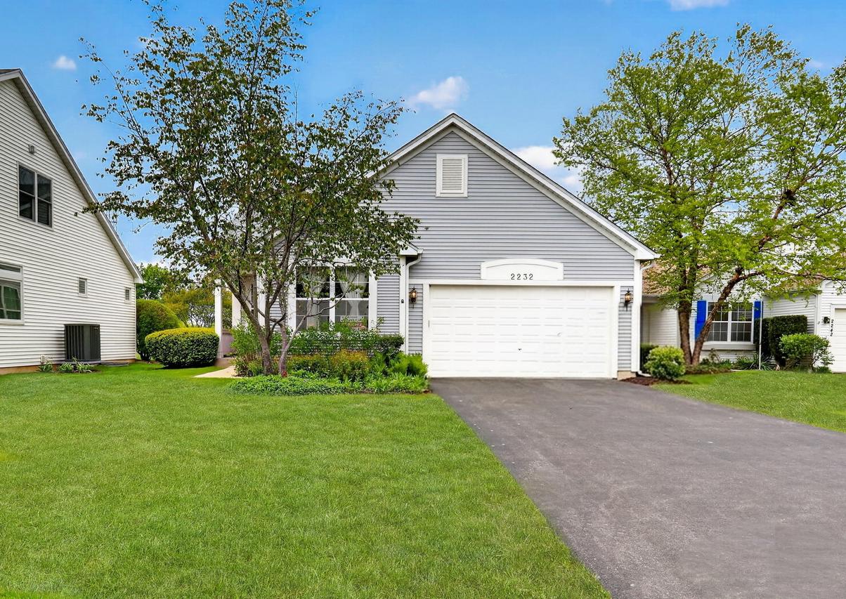 2232 Wilshire Ct., Grayslake, IL 60030