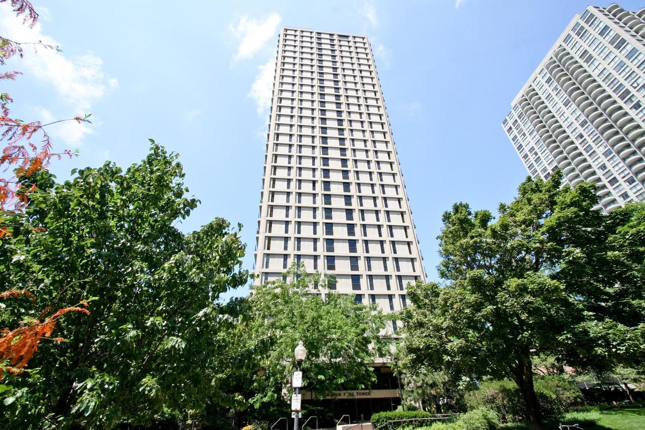 1960 N Lincoln Park West #2611, Chicago, IL 60614