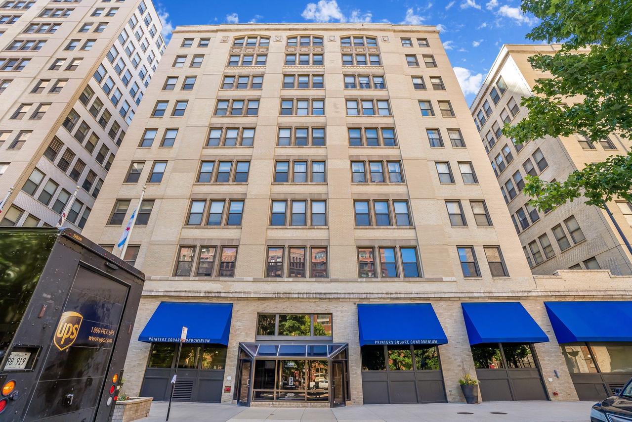680 S Federal St. #601, Chicago, IL 60605