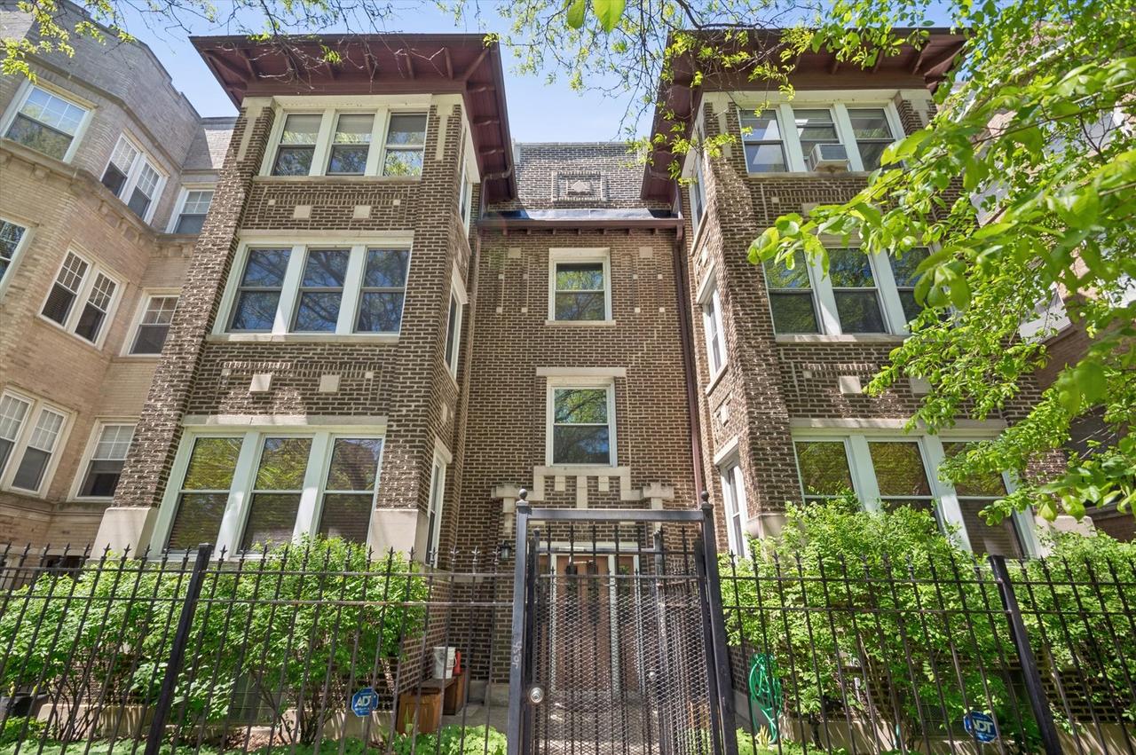 7724 N Paulina St. #3N, Chicago, IL 60626