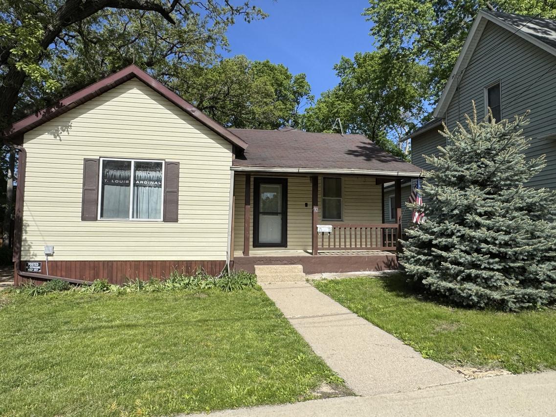 512 Highland Ave., Dixon, IL 61021
