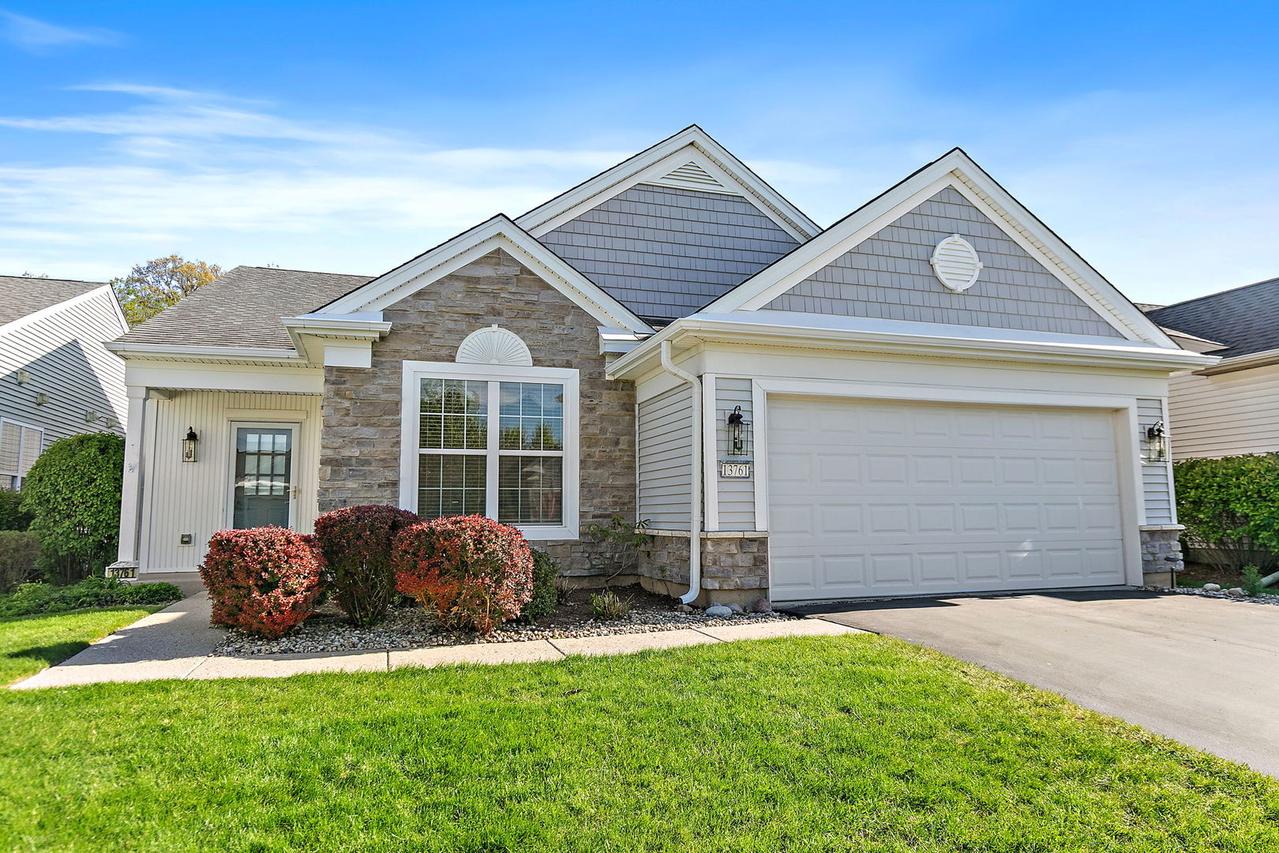 13761 Chestnut Ln., Huntley, IL 60142
