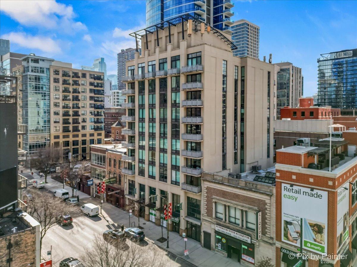 744 N Clark St. #705, Chicago, IL 60654