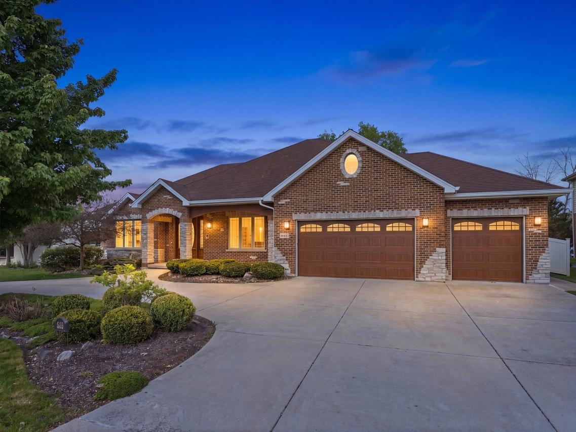 5605 S Kensington Ave., Countryside, IL 60525