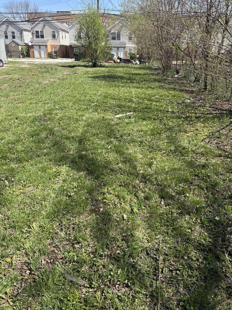 8323 S Buffalo Ave., Chicago, IL 60617