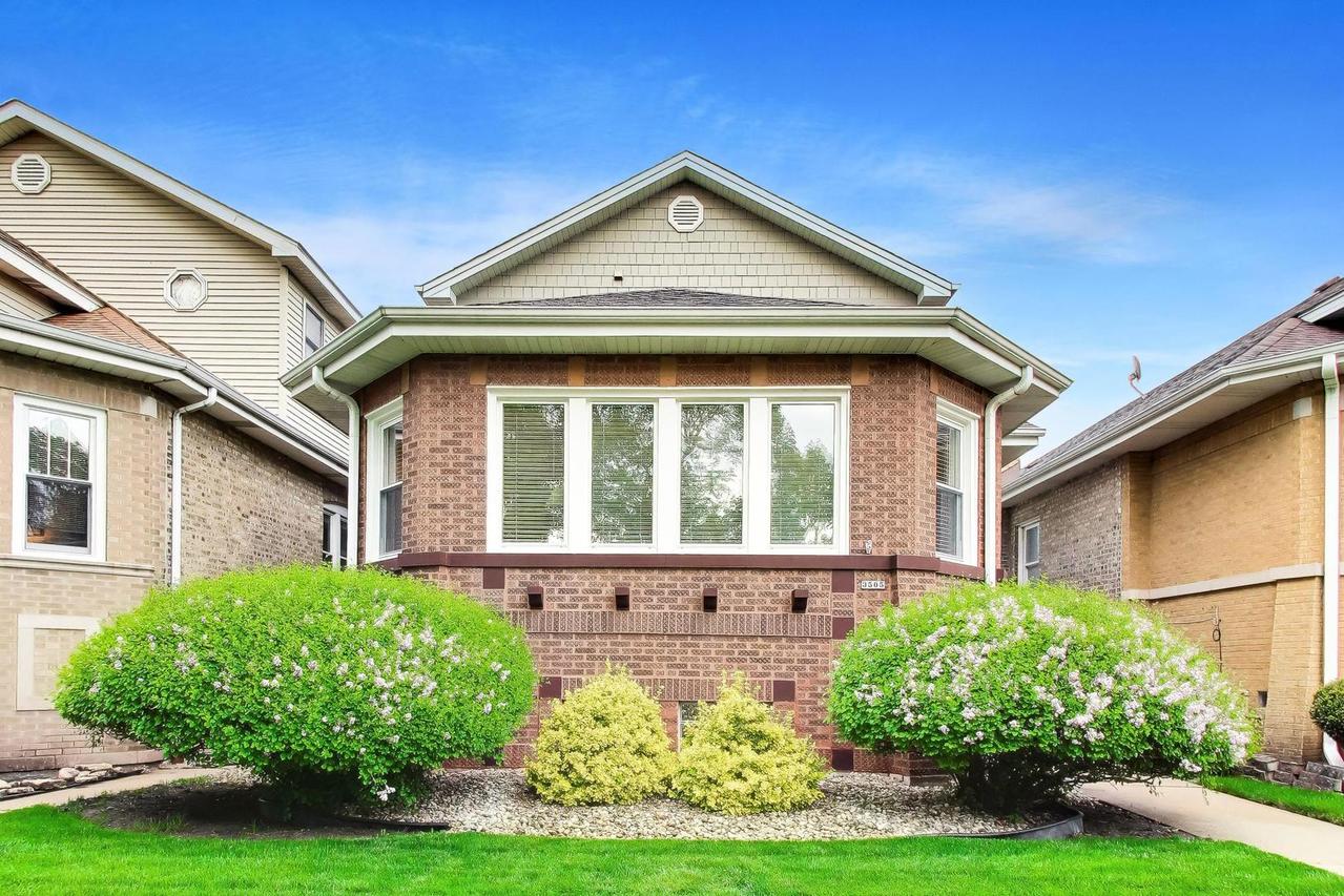 3505 N Nottingham Ave., Chicago, IL 60634