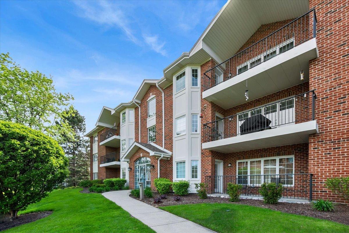 13129 Forest Ridge Dr. #3C, Palos Heights, IL 60463