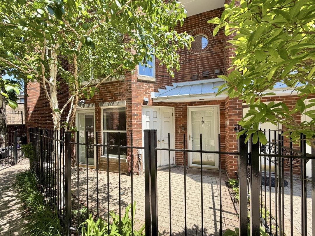 2717 N Lehmann Ct. #1A, Chicago, IL 60614