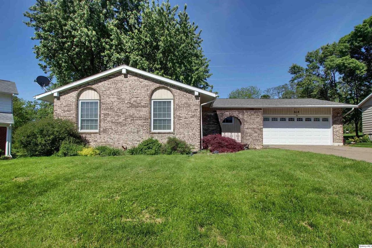 614 Kimberly Dr., Quincy, IL 62305
