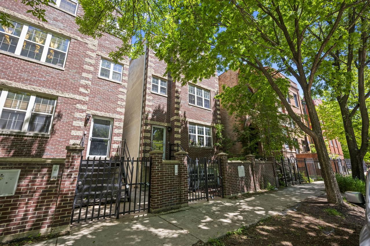 2710 W Haddon Ave. #2, Chicago, IL 60622
