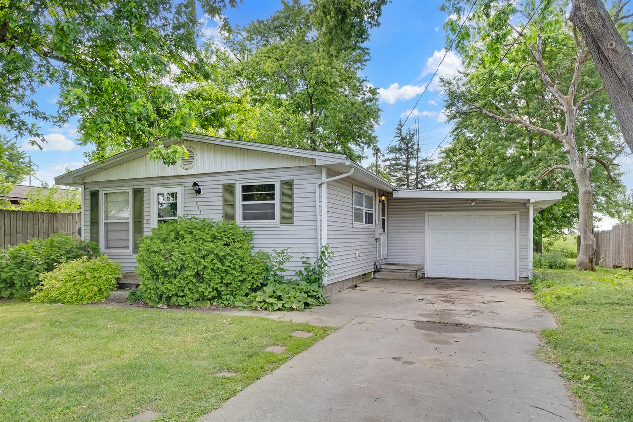 613 N Vorcey St., Tolono, IL 61880