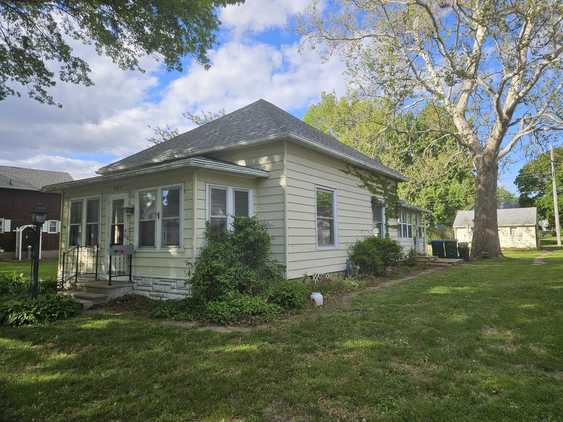 407 4th Ave., Rock Falls, IL 61071