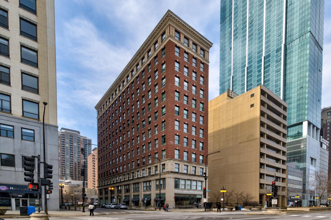 888 S Michigan Ave. #800, Chicago, IL 60605