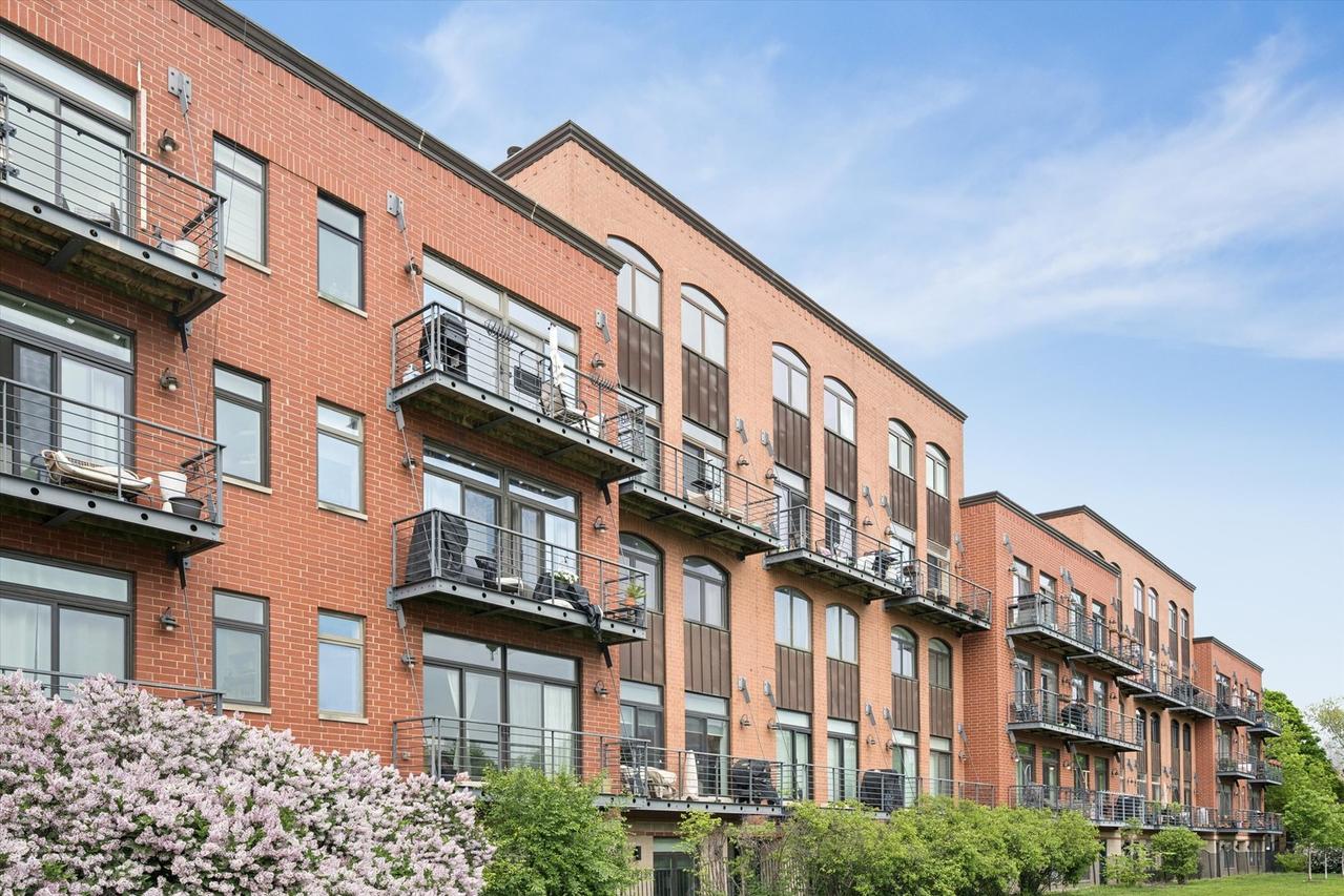 1830 N Winchester Ave. #216, Chicago, IL 60622