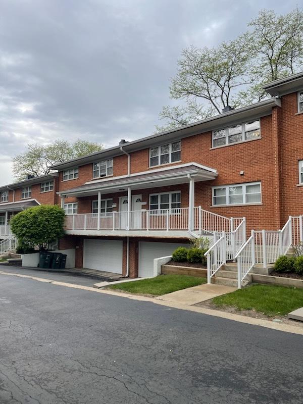 169 E Palatine Rd. #J, Palatine, IL 60067
