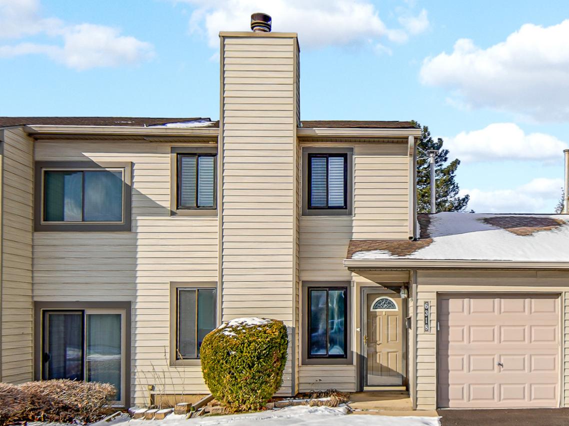 6318 Prideham St., Downers Grove, IL 60515