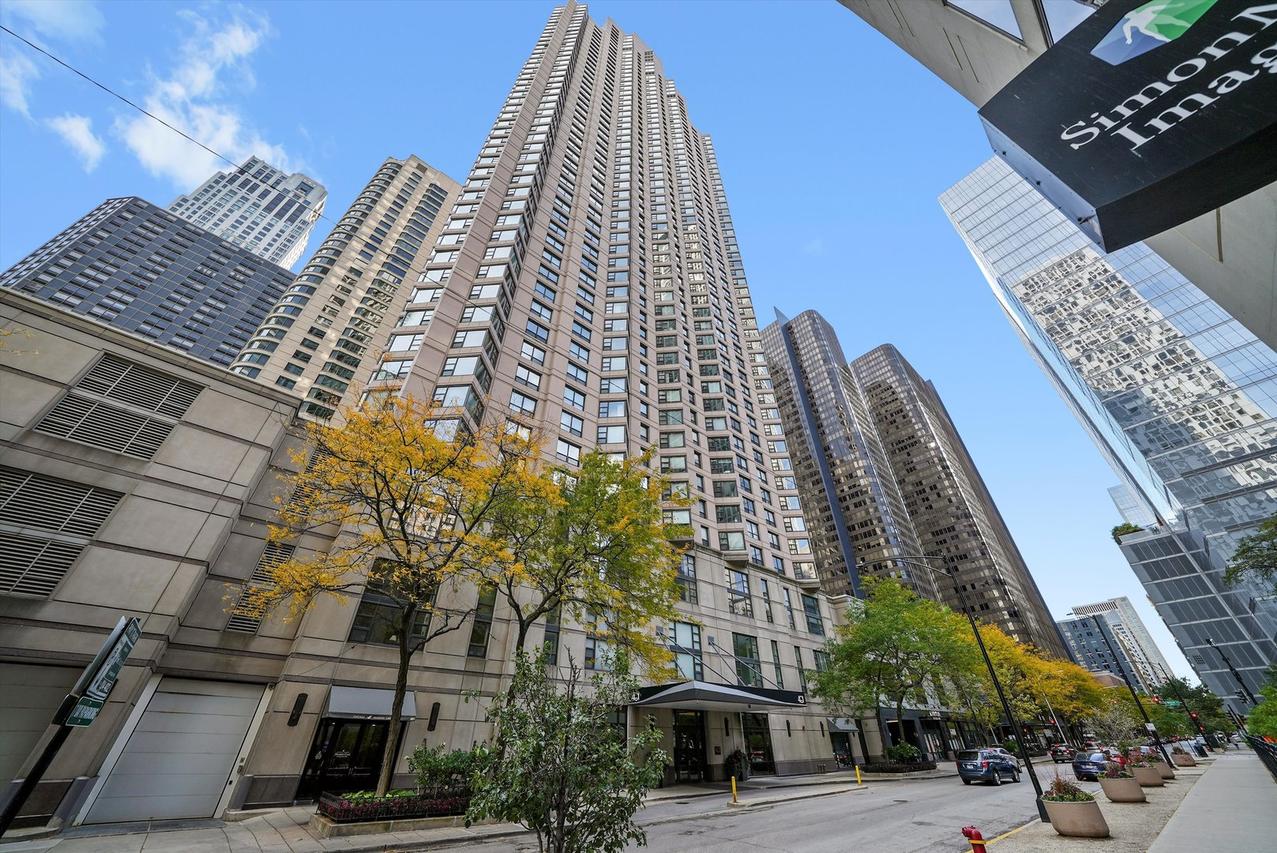 401 E Ontario St. #1304, Chicago, IL 60611
