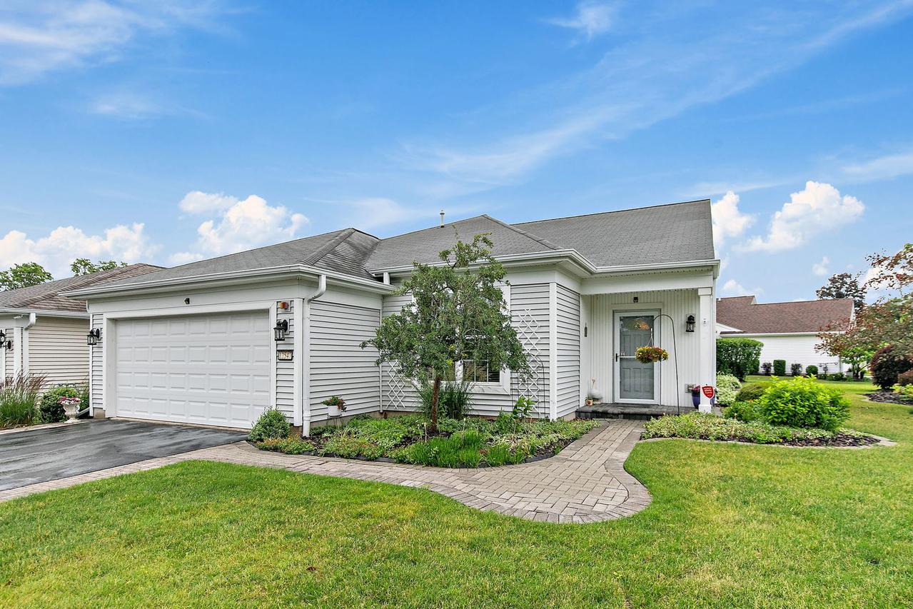 12547 Carmel Ct., Huntley, IL 60142