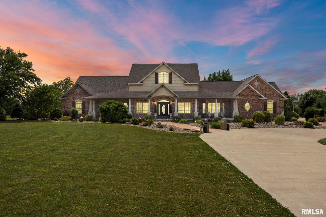 2988 N 400 East Rd., Mclean, IL 61754