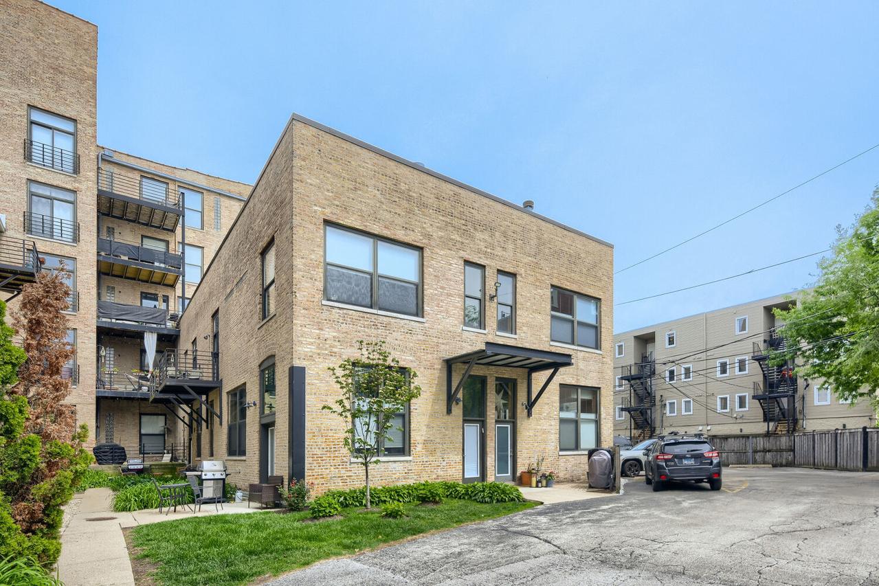 2511 W Moffat St. #111J, Chicago, IL 60647