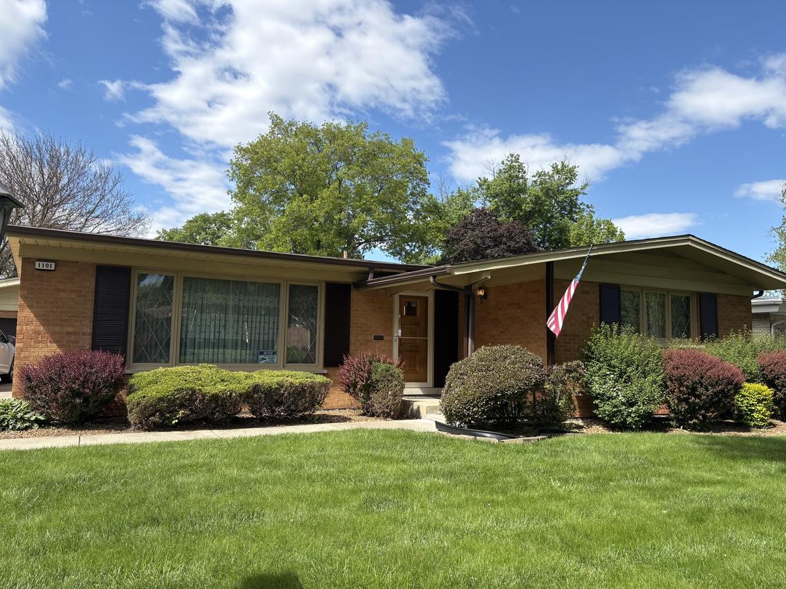 1101 W Ohio St., Glenwood, IL 60425