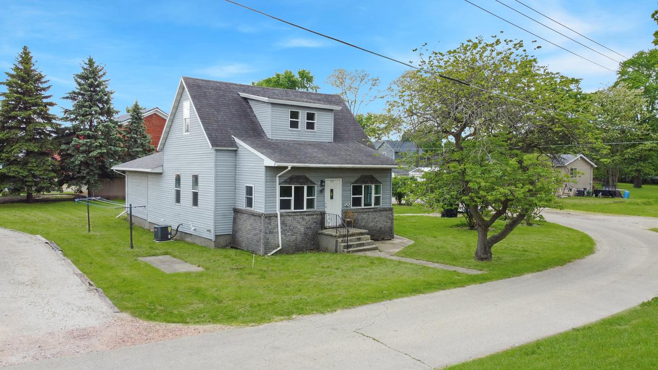 700 E Canal Ave., Ottawa, IL 61350