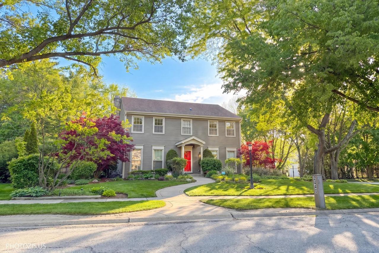 2440 The Strand, Northbrook, IL 60062