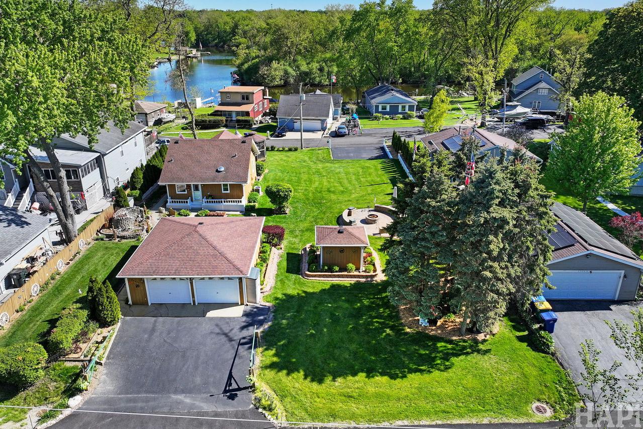 25050 W Forest Dr., Lake Villa, IL 60046