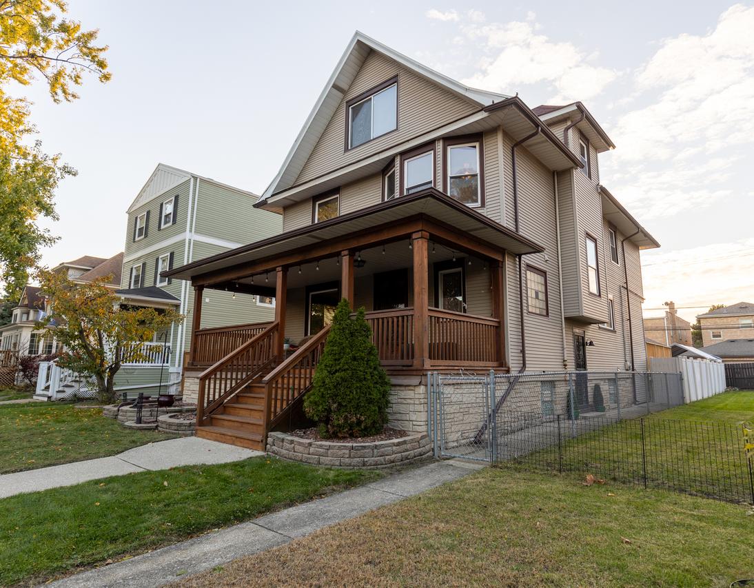 3416 Euclid Ave., Berwyn, IL 60402