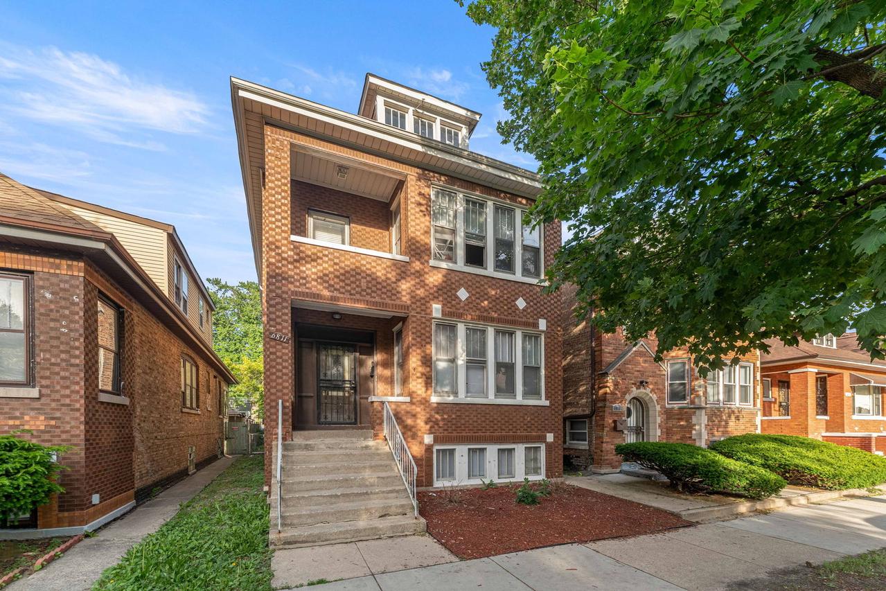 6811 S Washtenaw Ave., Chicago, IL 60629