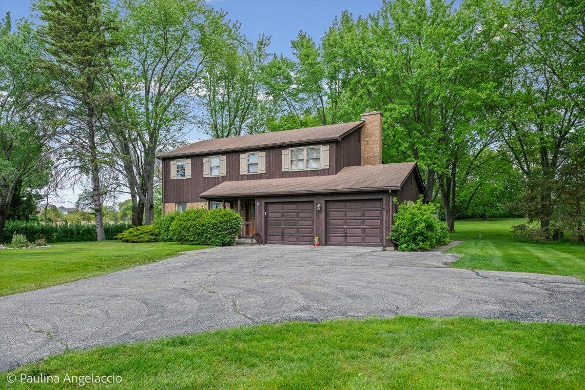 21 N Old Barrington Rd., Lake Barrington, IL 60010