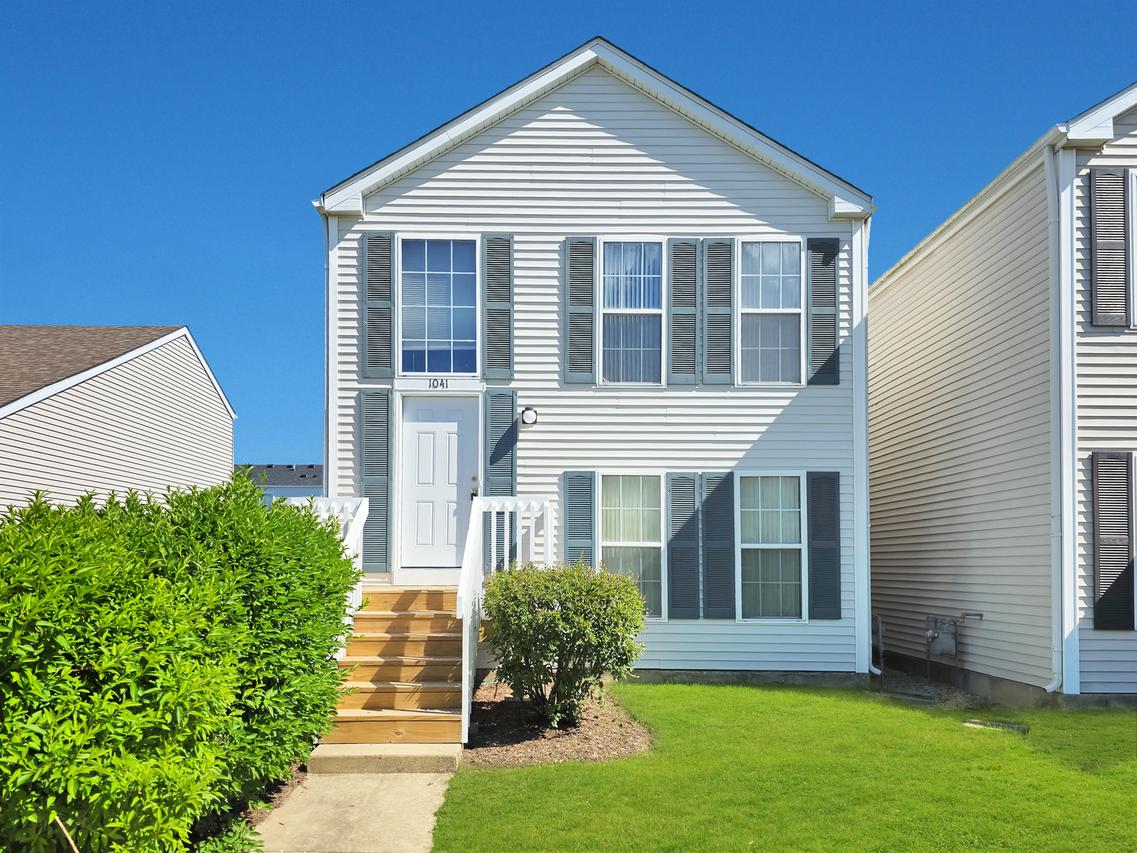 1041 Serendipity Dr., Aurora, IL 60504
