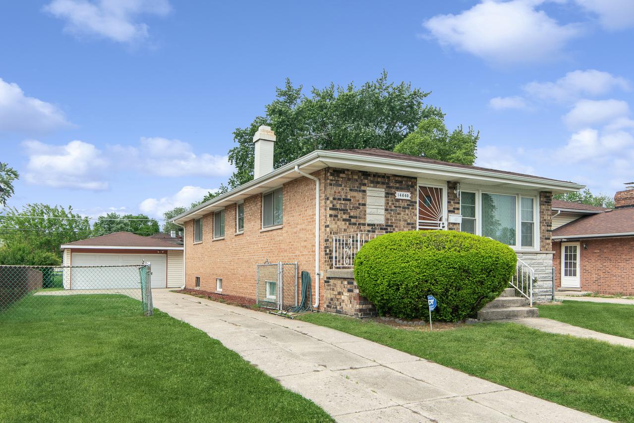 14640 Memorial Dr., Dolton, IL 60419