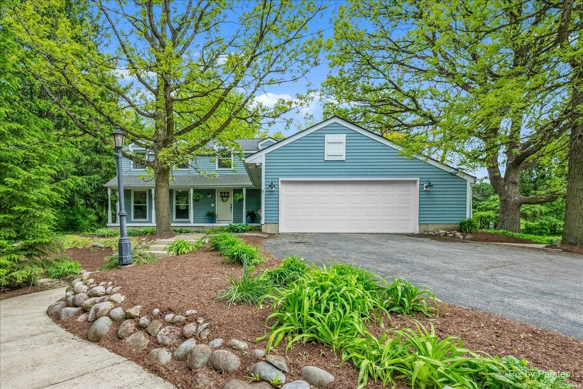 4N015 Trotter Ln., St. Charles, IL 60175