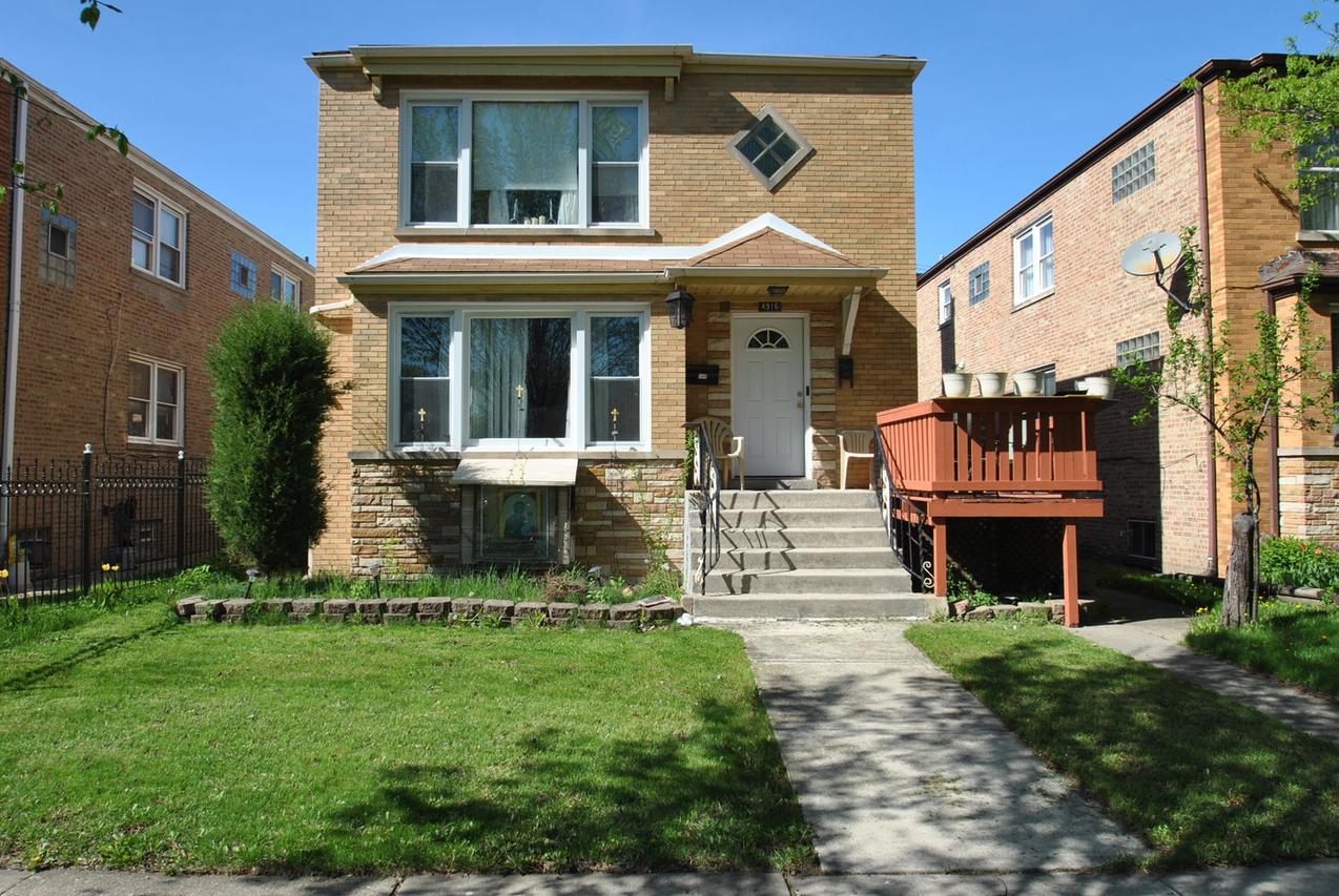 4916 W Montrose Ave., Chicago, IL 60641